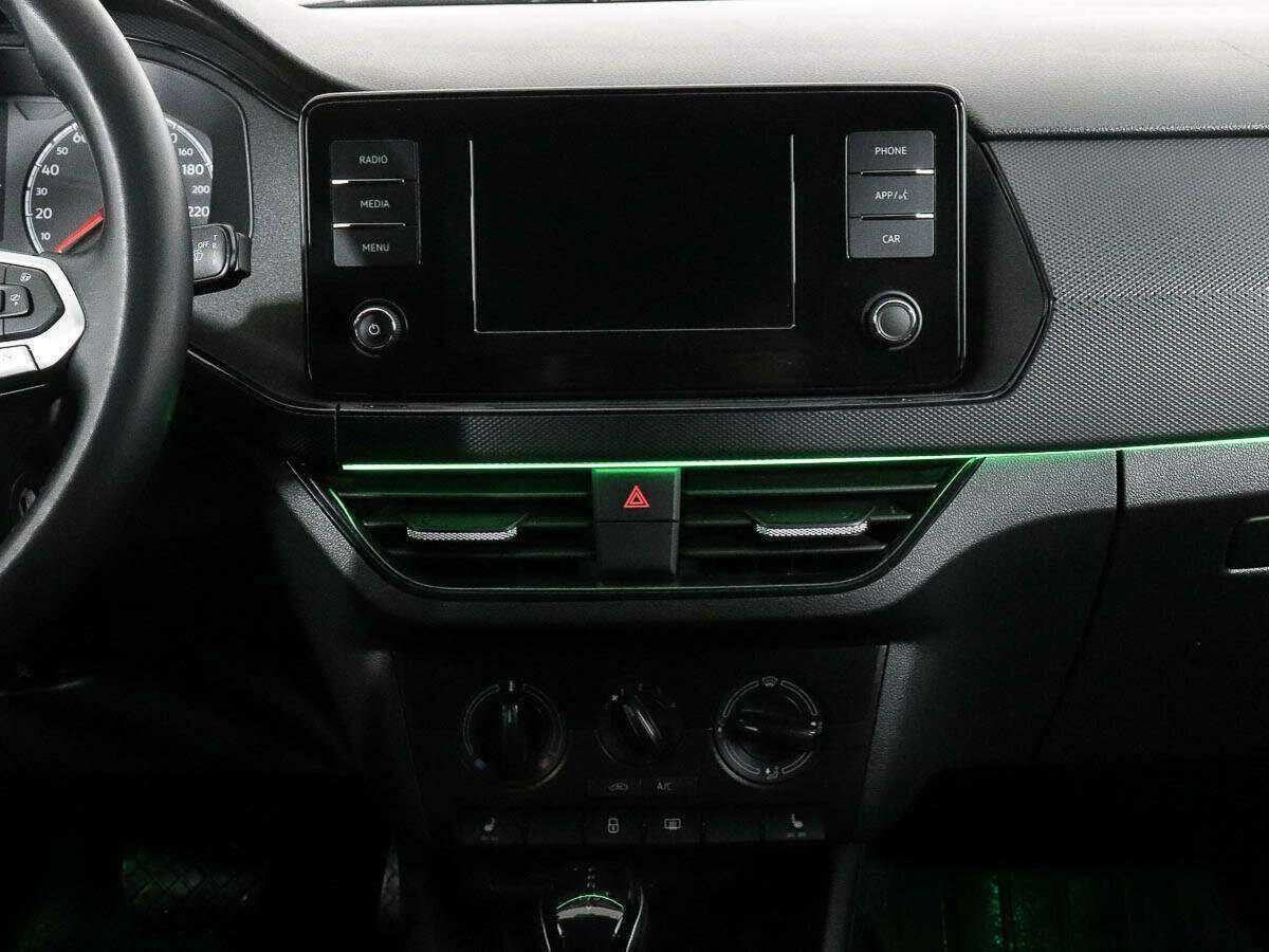 Купить Volkswagen Polo с пробегом. Фото: #10