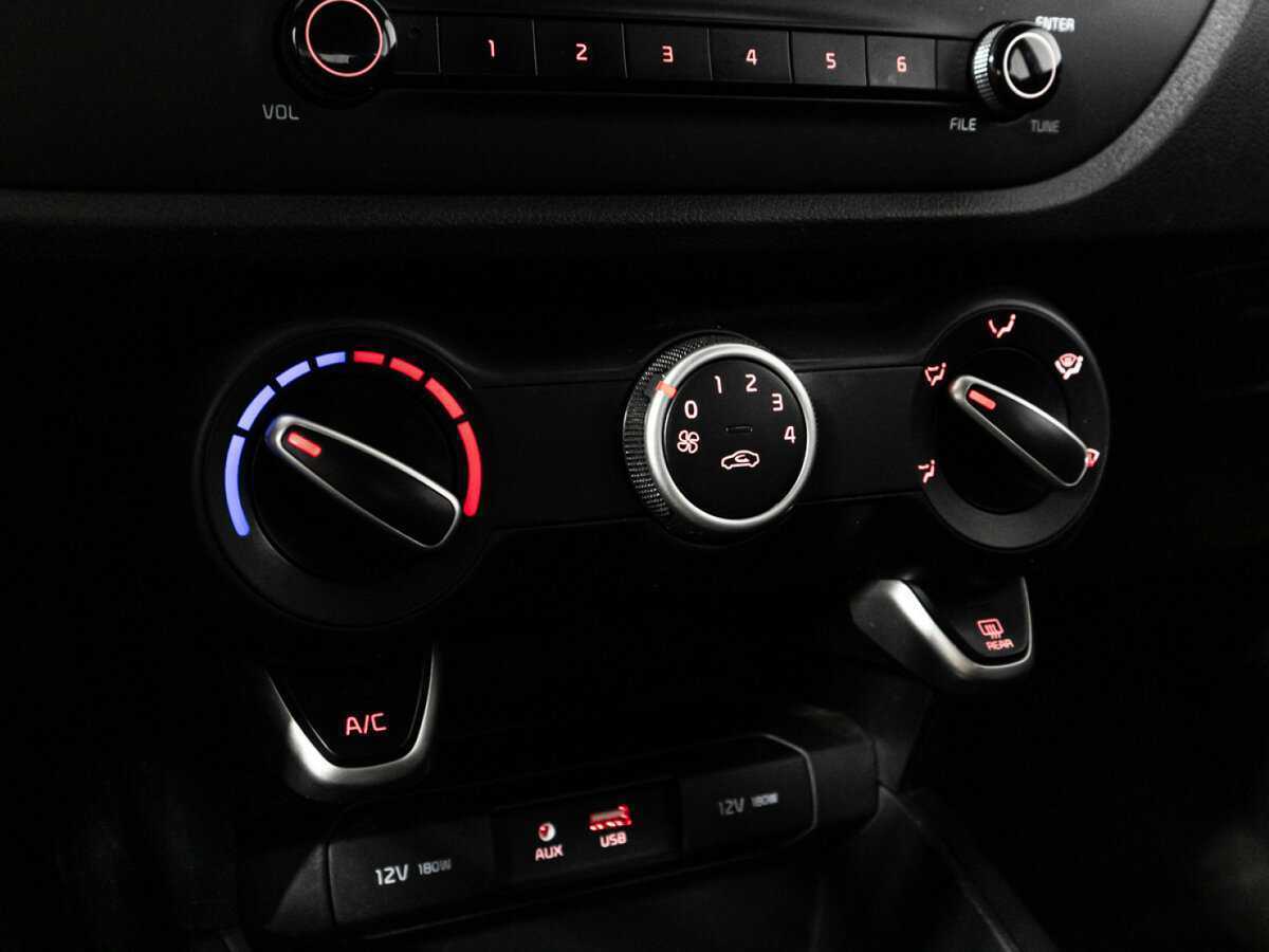 Купить Kia Rio с пробегом. Фото: #14
