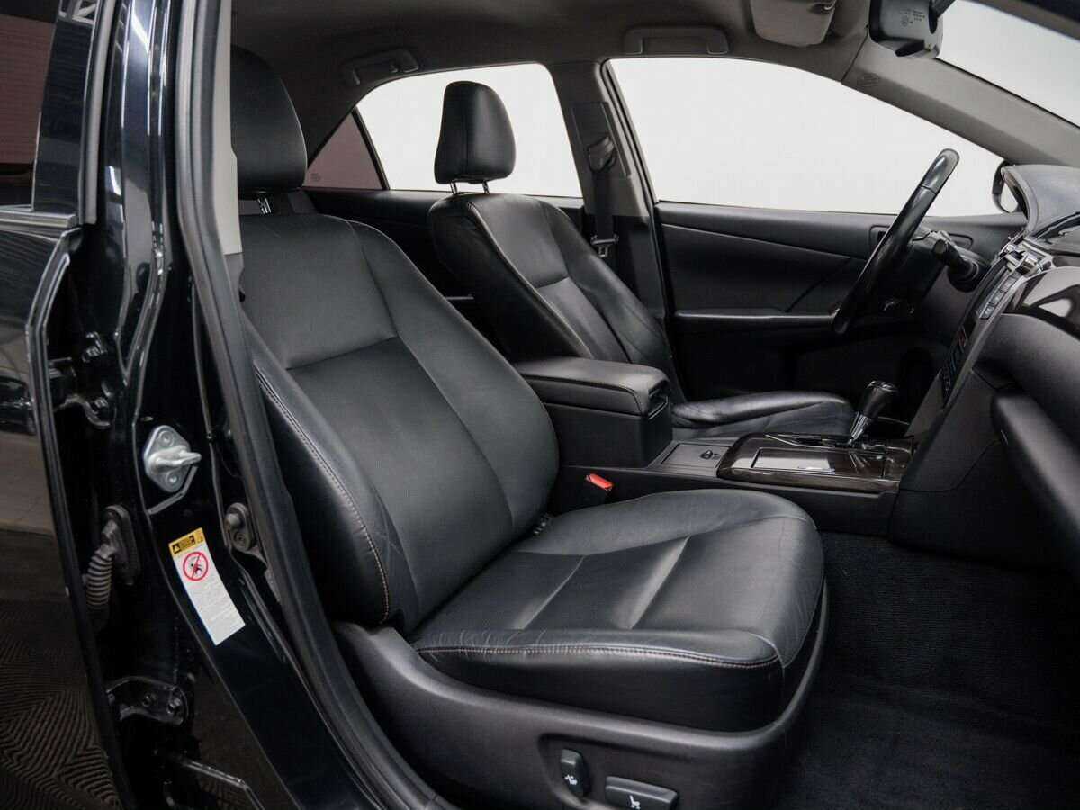 Купить Toyota Camry с пробегом. Фото: #7
