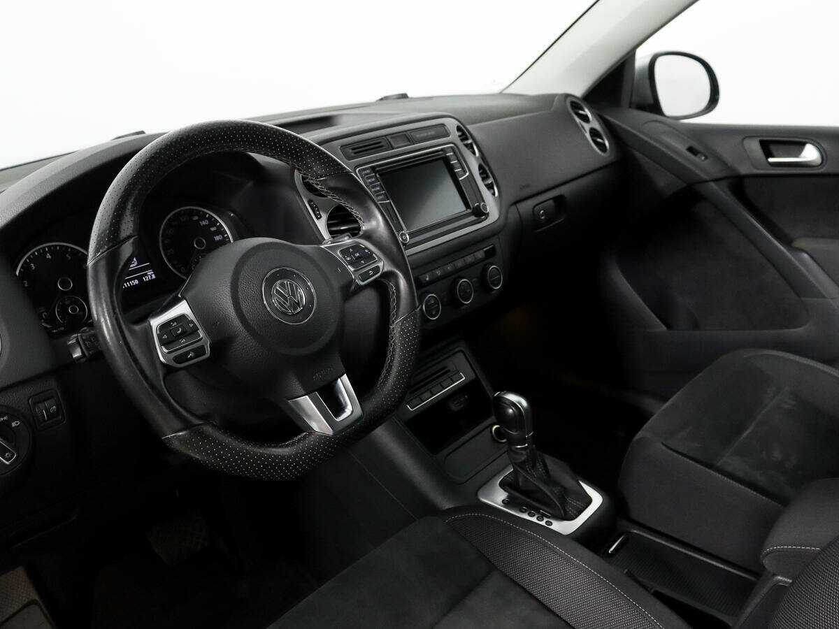Купить Volkswagen Tiguan с пробегом. Фото: #6