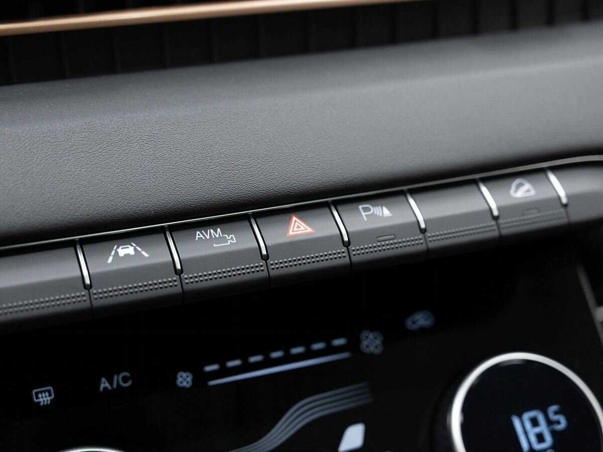 Купить EXEED LX с пробегом. Фото: #23