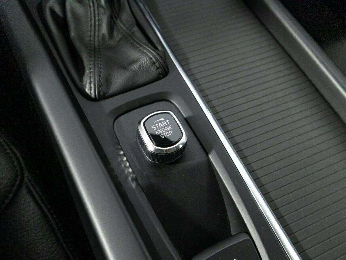 Купить Volvo V60 с пробегом. Фото: #15