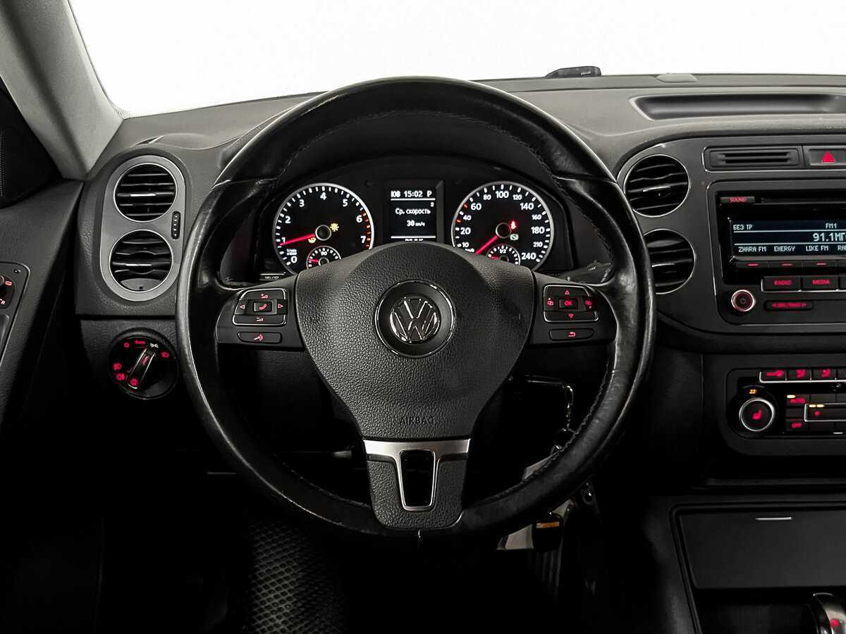 Купить Volkswagen Tiguan с пробегом. Фото: #19