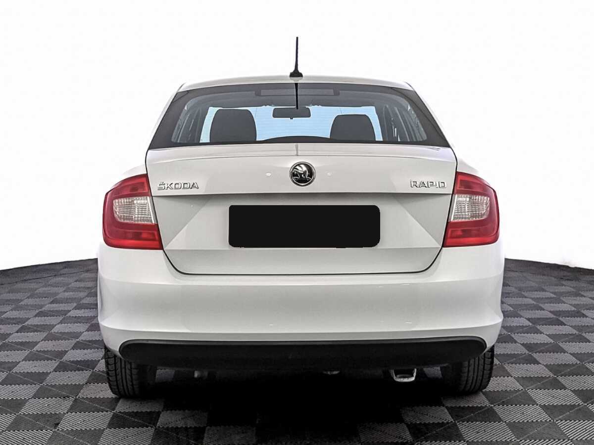 Купить Skoda Rapid с пробегом. Фото: #5