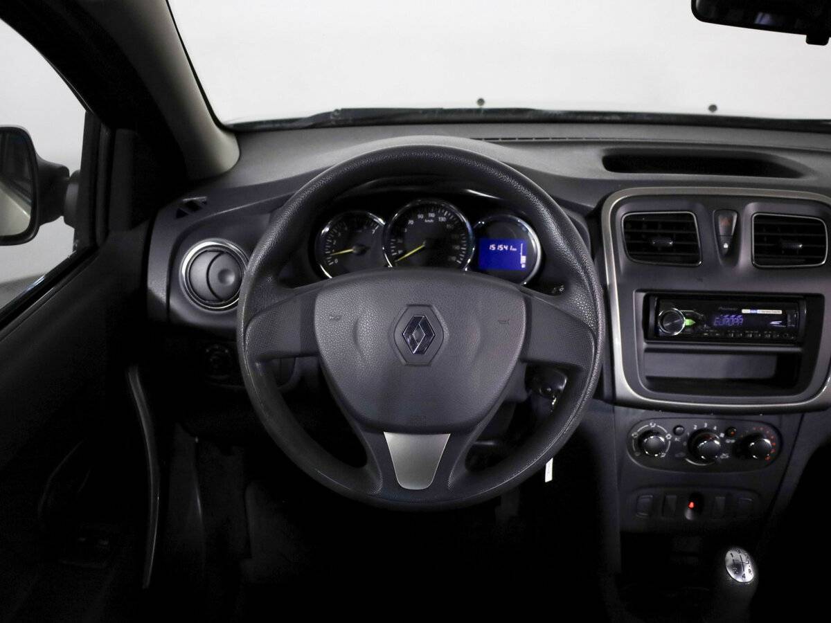 Купить Renault Logan с пробегом. Фото: #9