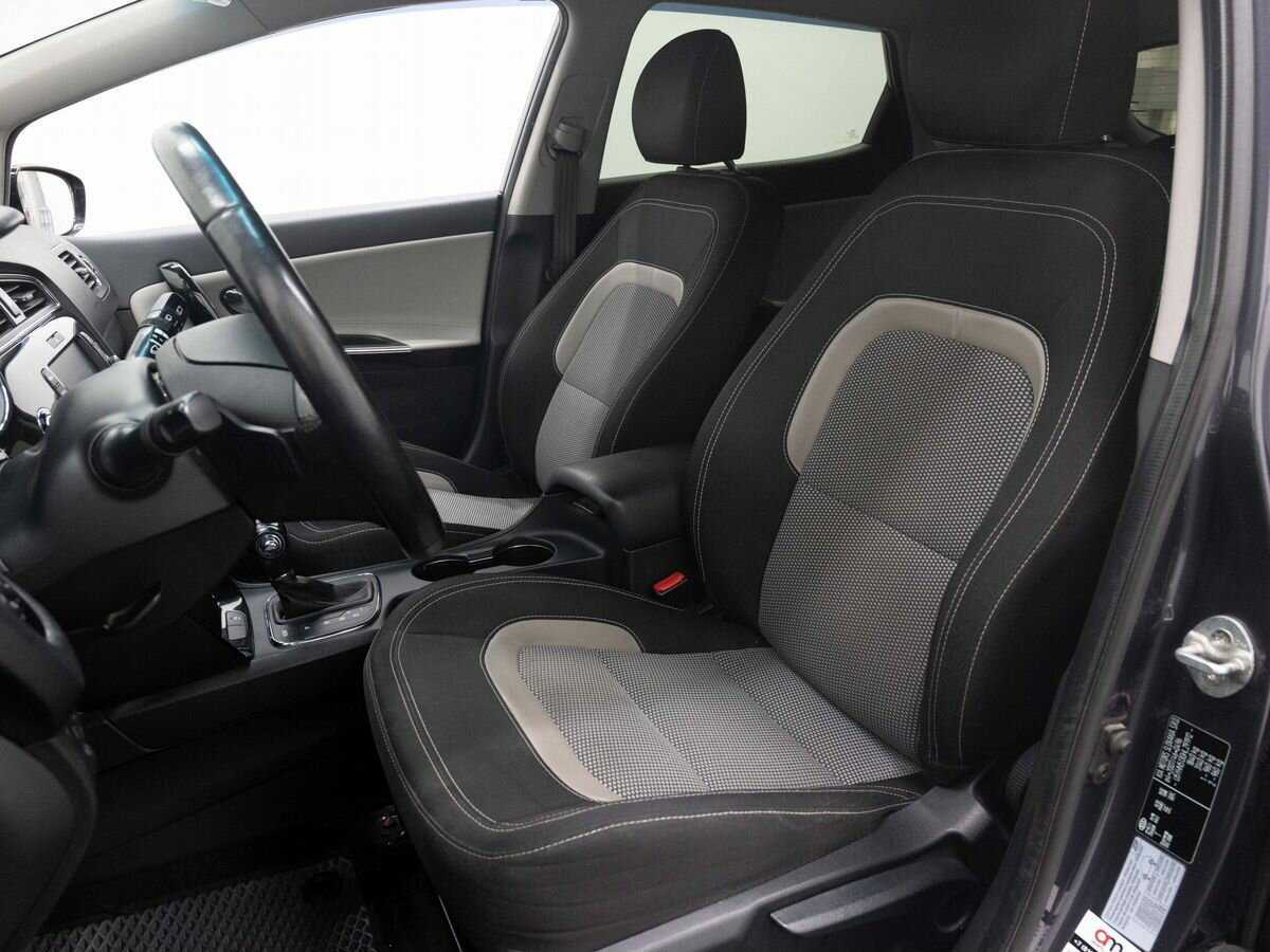 Купить Kia Ceed с пробегом. Фото: #9