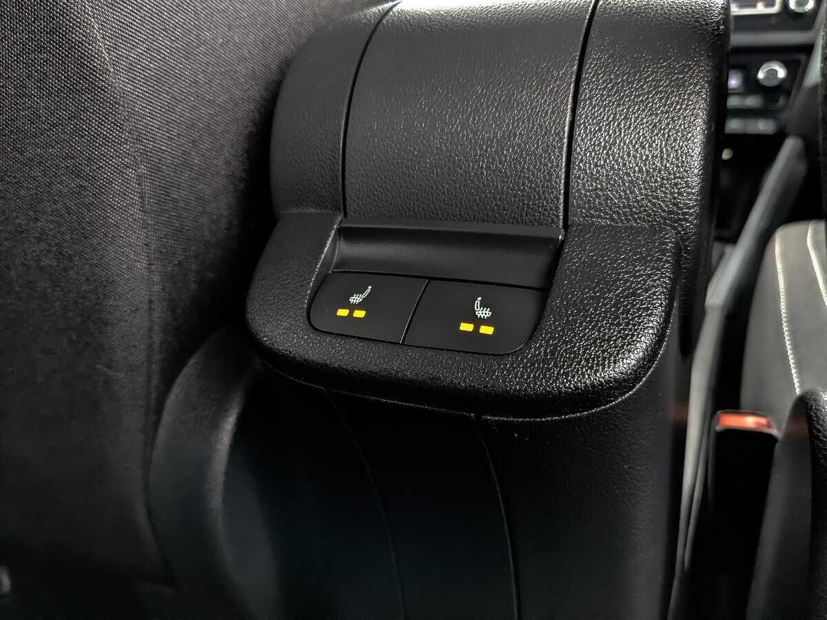 Купить Skoda Rapid с пробегом. Фото: #23