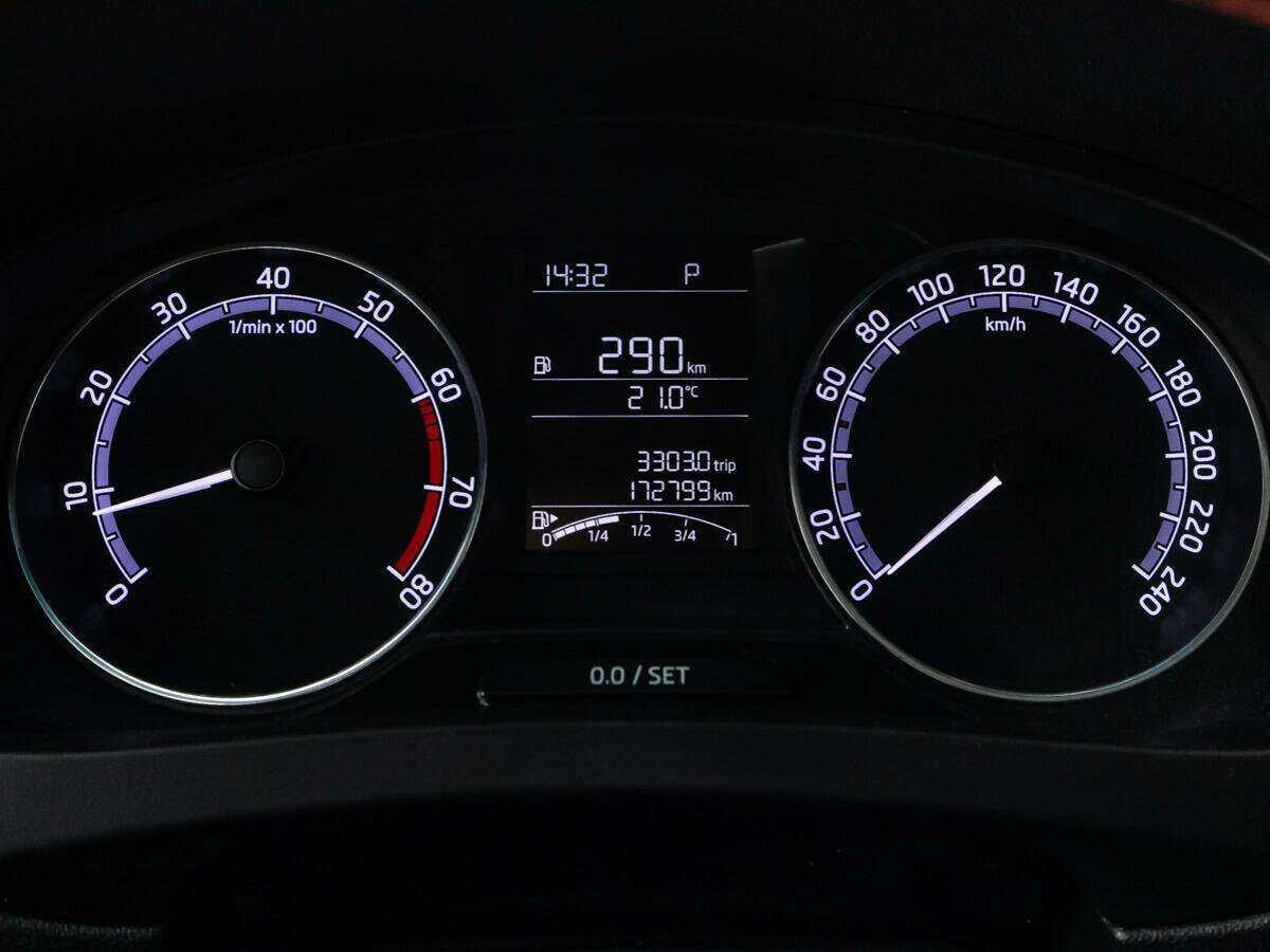 Купить Skoda Rapid с пробегом. Фото: #11