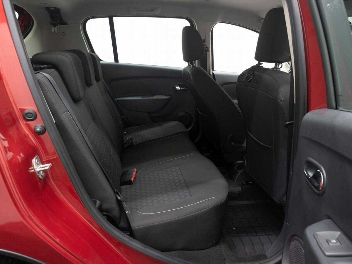 Купить Renault Sandero с пробегом. Фото: #10