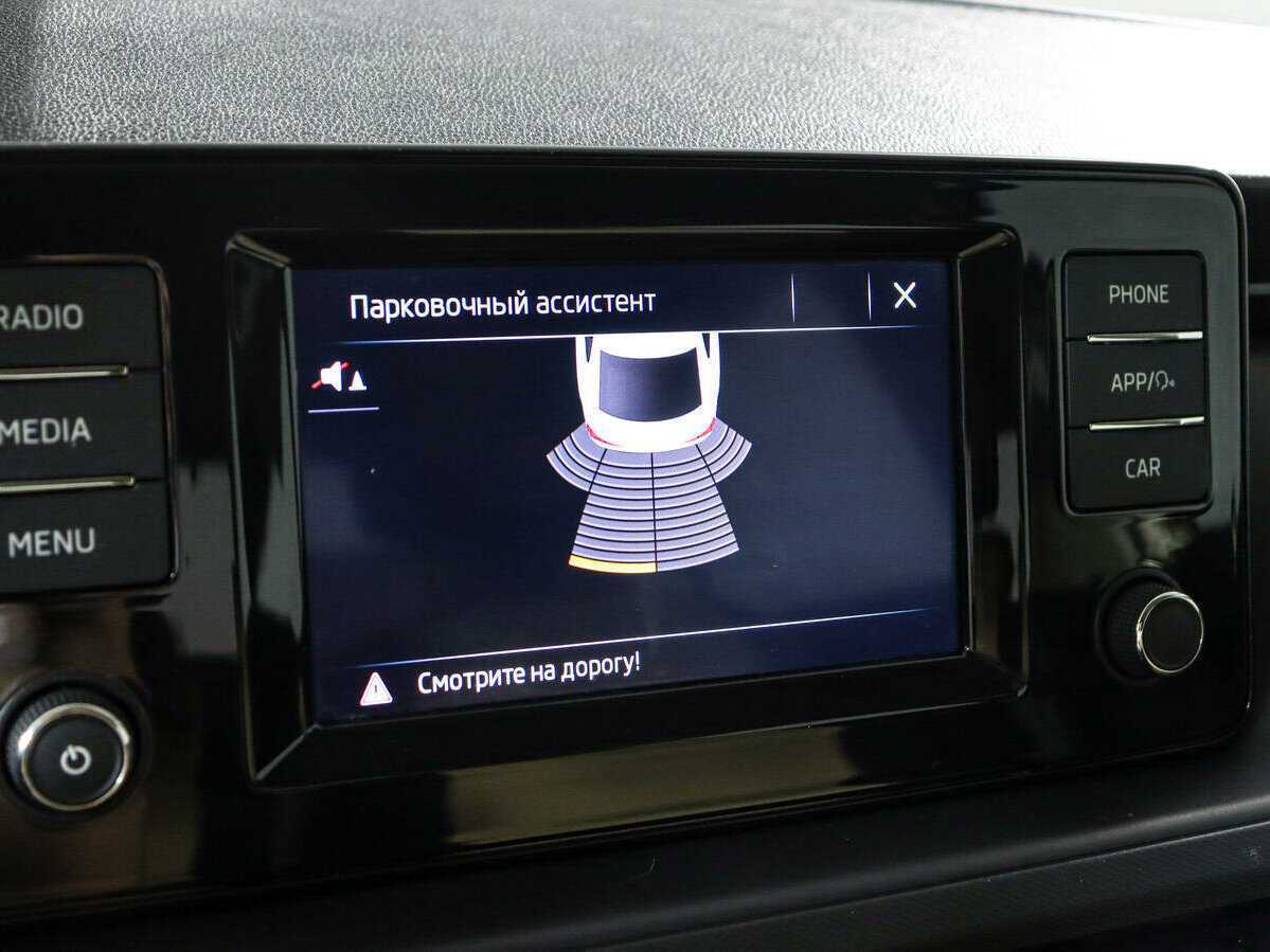 Купить Skoda Rapid с пробегом. Фото: #14