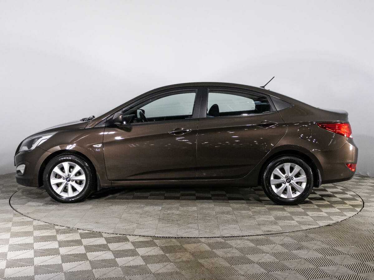 Купить Hyundai Solaris с пробегом. Фото: #7