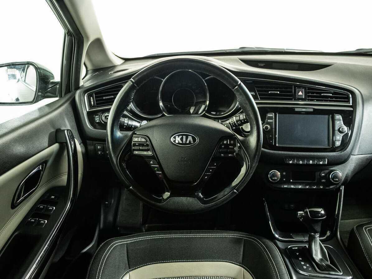 Купить Kia Ceed с пробегом. Фото: #13