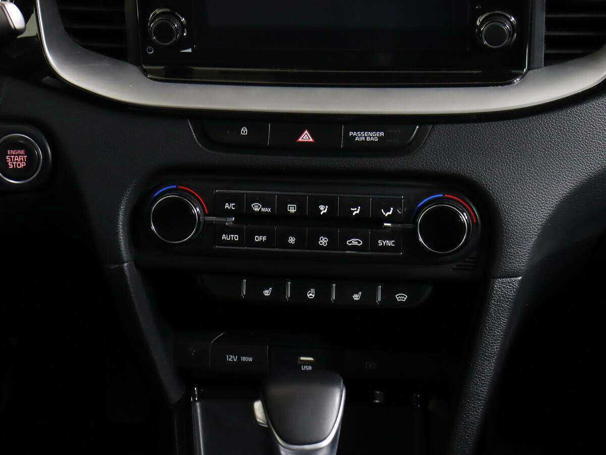 Купить Kia Ceed с пробегом. Фото: #8