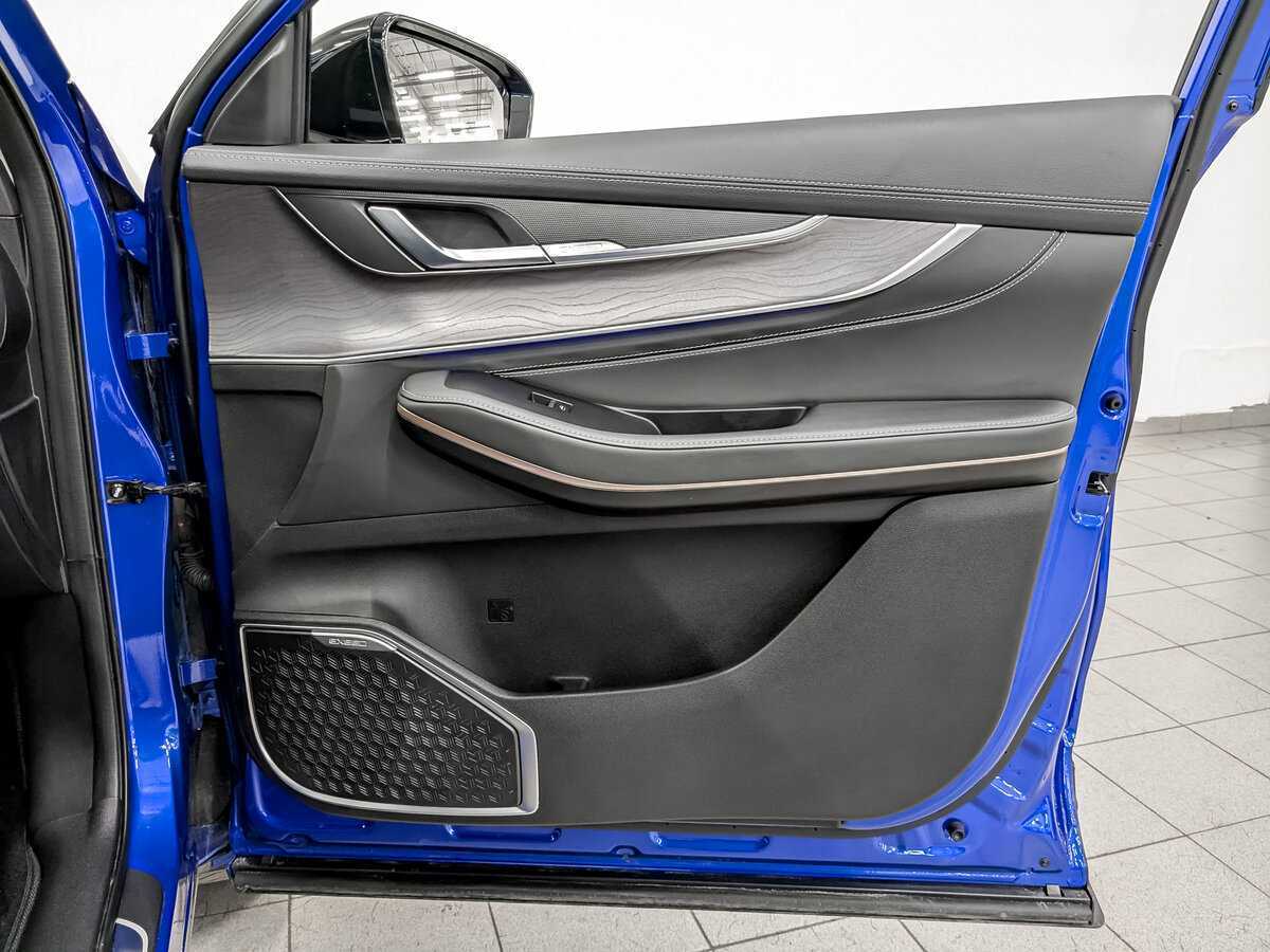 Купить EXEED LX с пробегом. Фото: #24