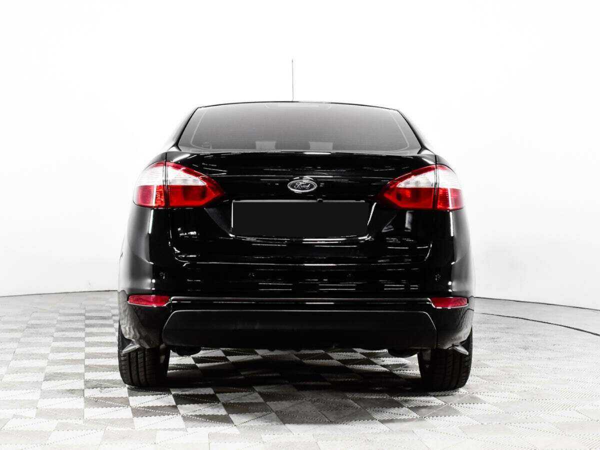 Купить Ford Fiesta с пробегом. Фото: #4