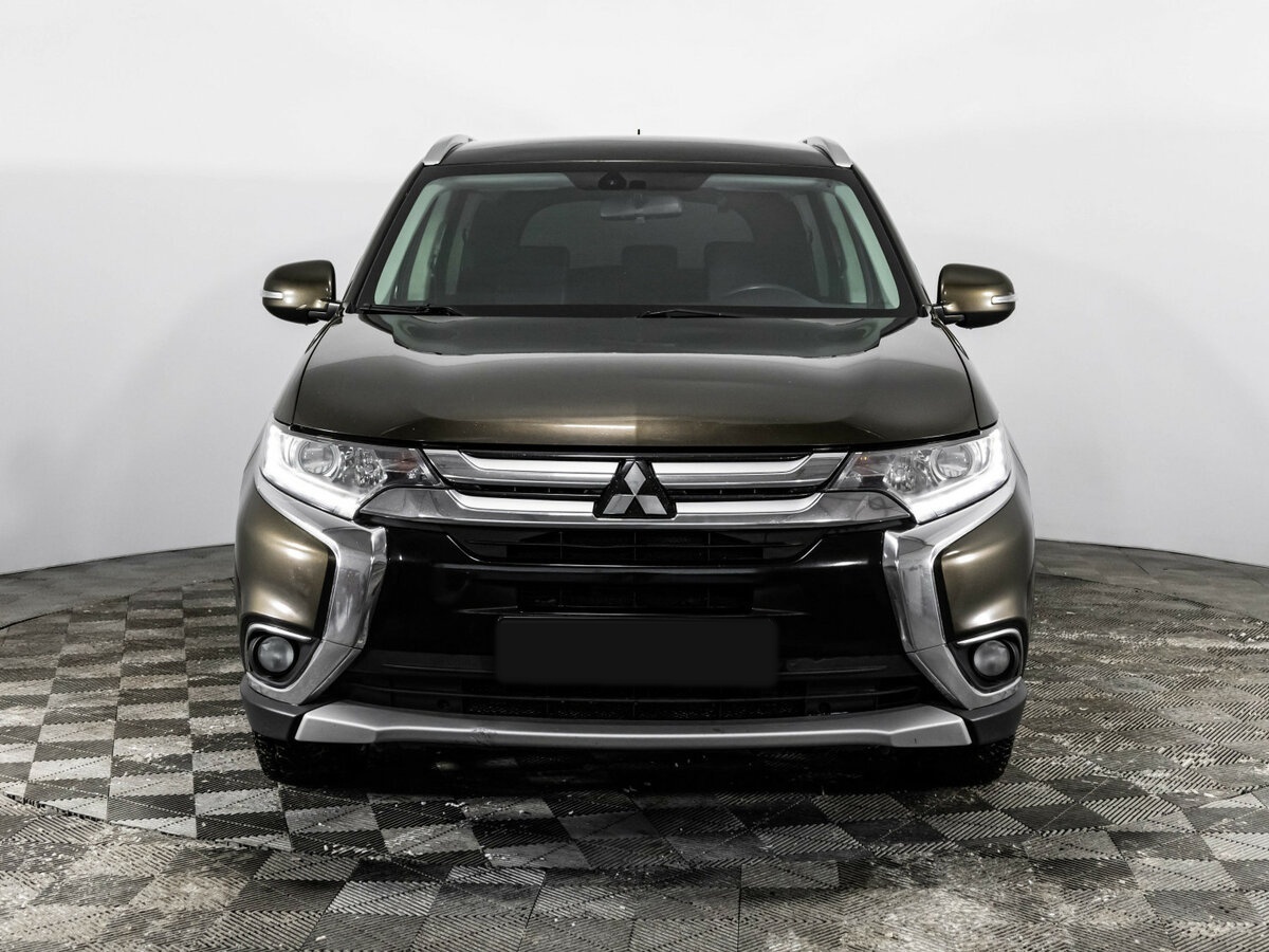 Купить Mitsubishi Outlander с пробегом. Фото: #1