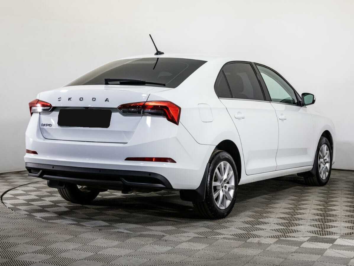 Купить Skoda Rapid с пробегом. Фото: #4