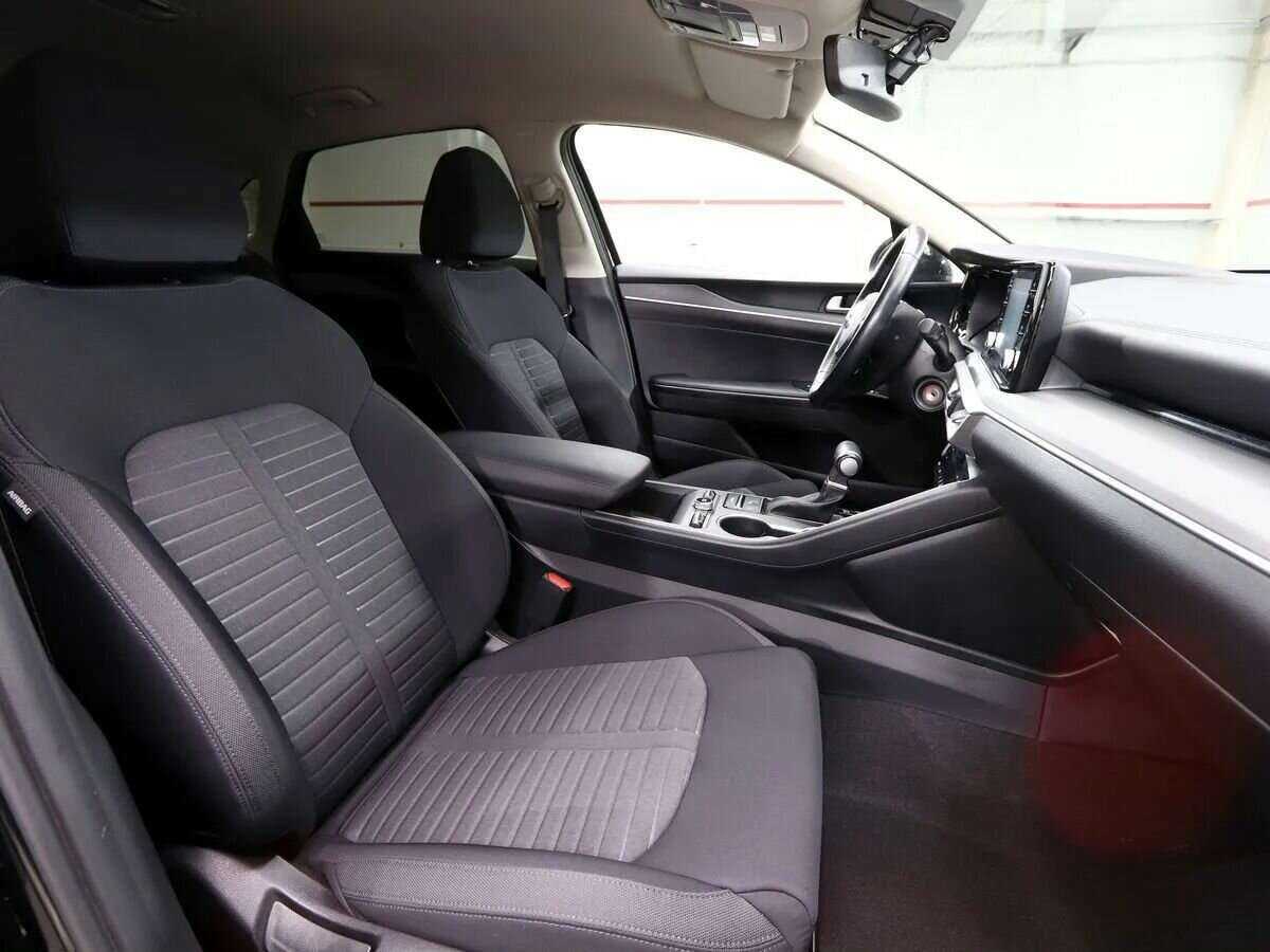 Купить Kia K5 с пробегом. Фото: #12