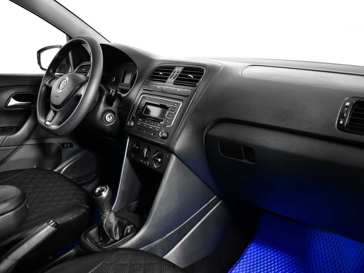 Купить Volkswagen Polo с пробегом. Фото: #8