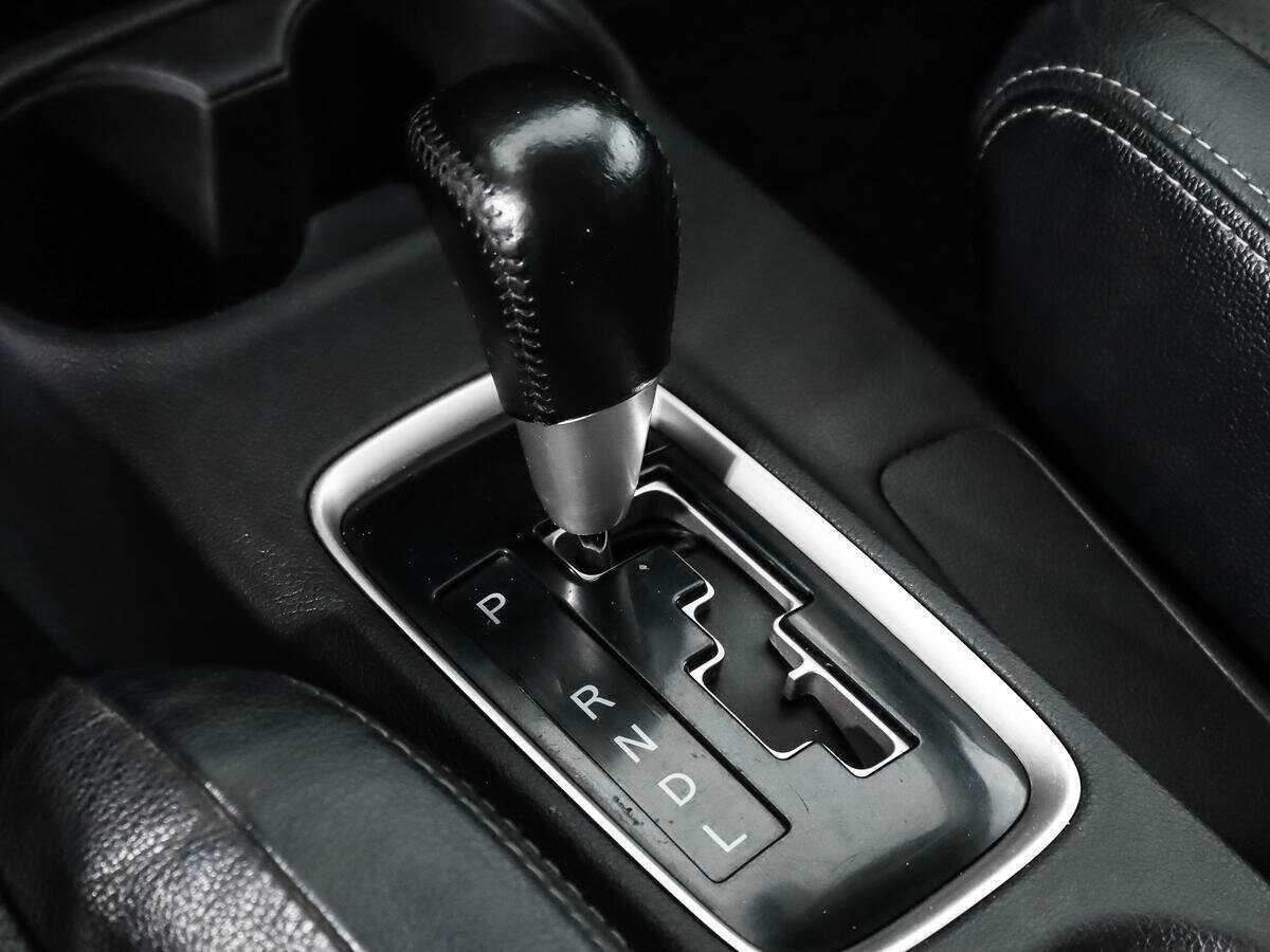 Купить Mitsubishi Outlander с пробегом. Фото: #10