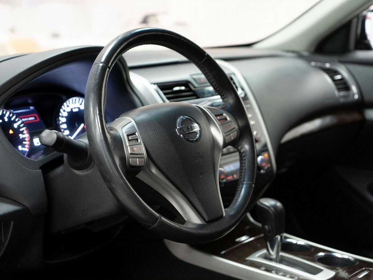 Купить Nissan Teana с пробегом. Фото: #4