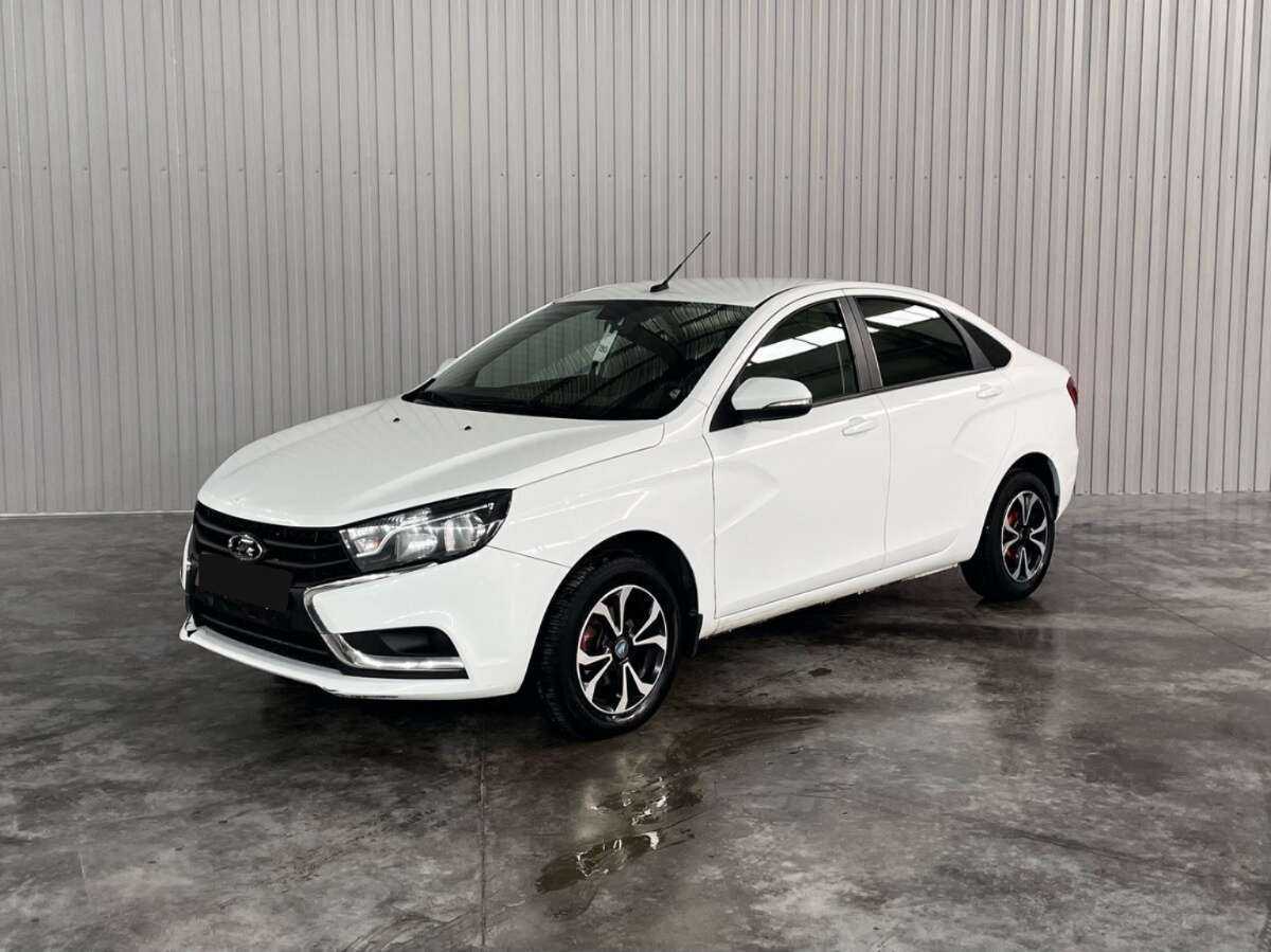 Купить Lada (ВАЗ) Vesta с пробегом. Посмотреть фото