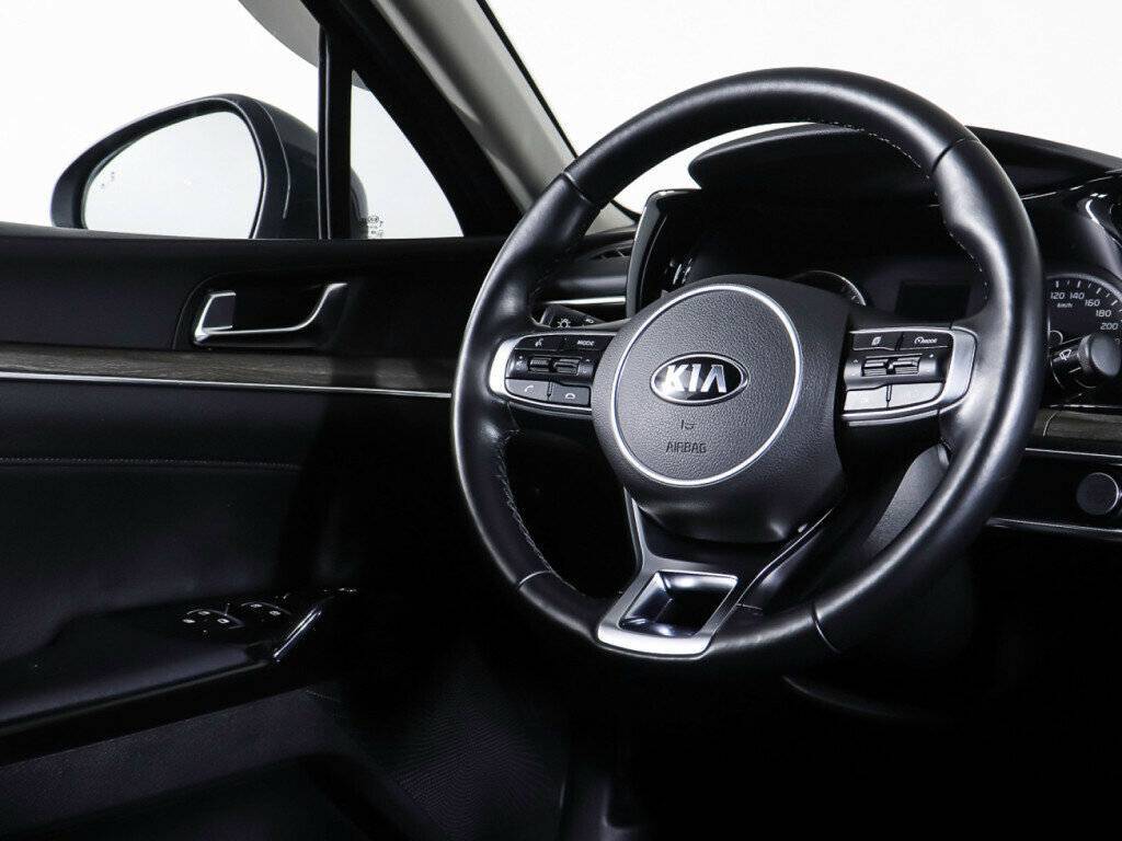Купить Kia K5 с пробегом. Фото: #16
