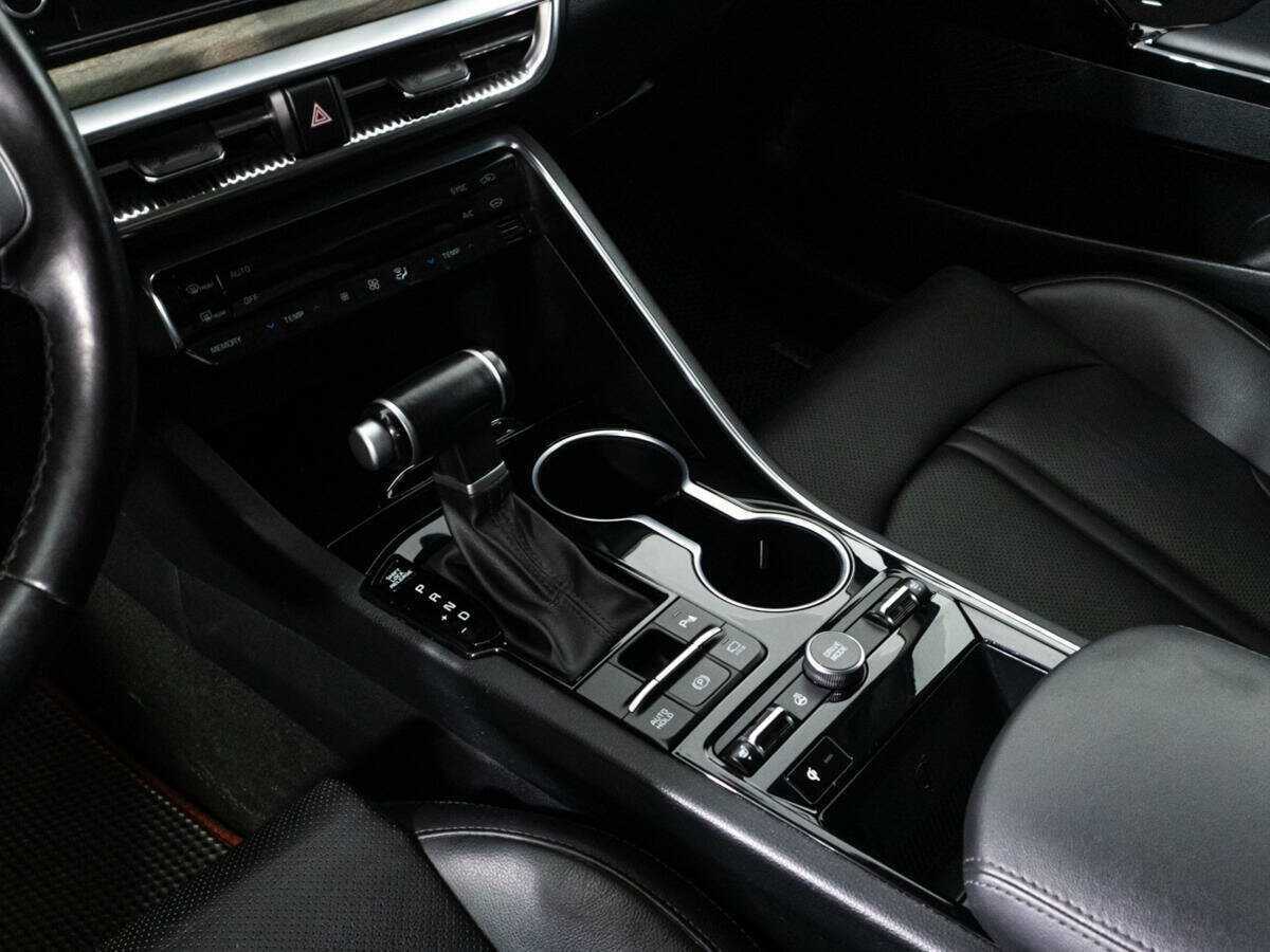 Купить Kia K5 с пробегом. Фото: #14