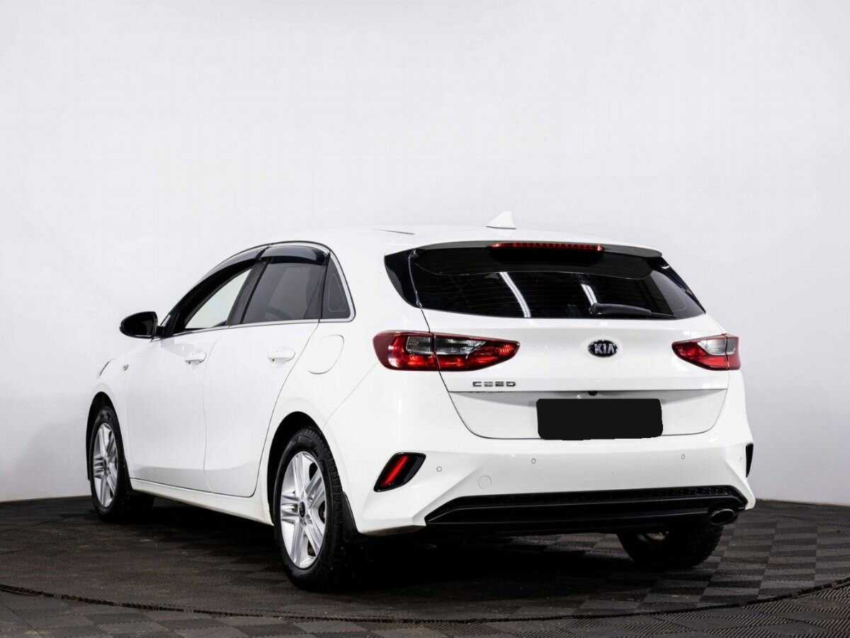 Купить Kia Ceed с пробегом. Фото: #3