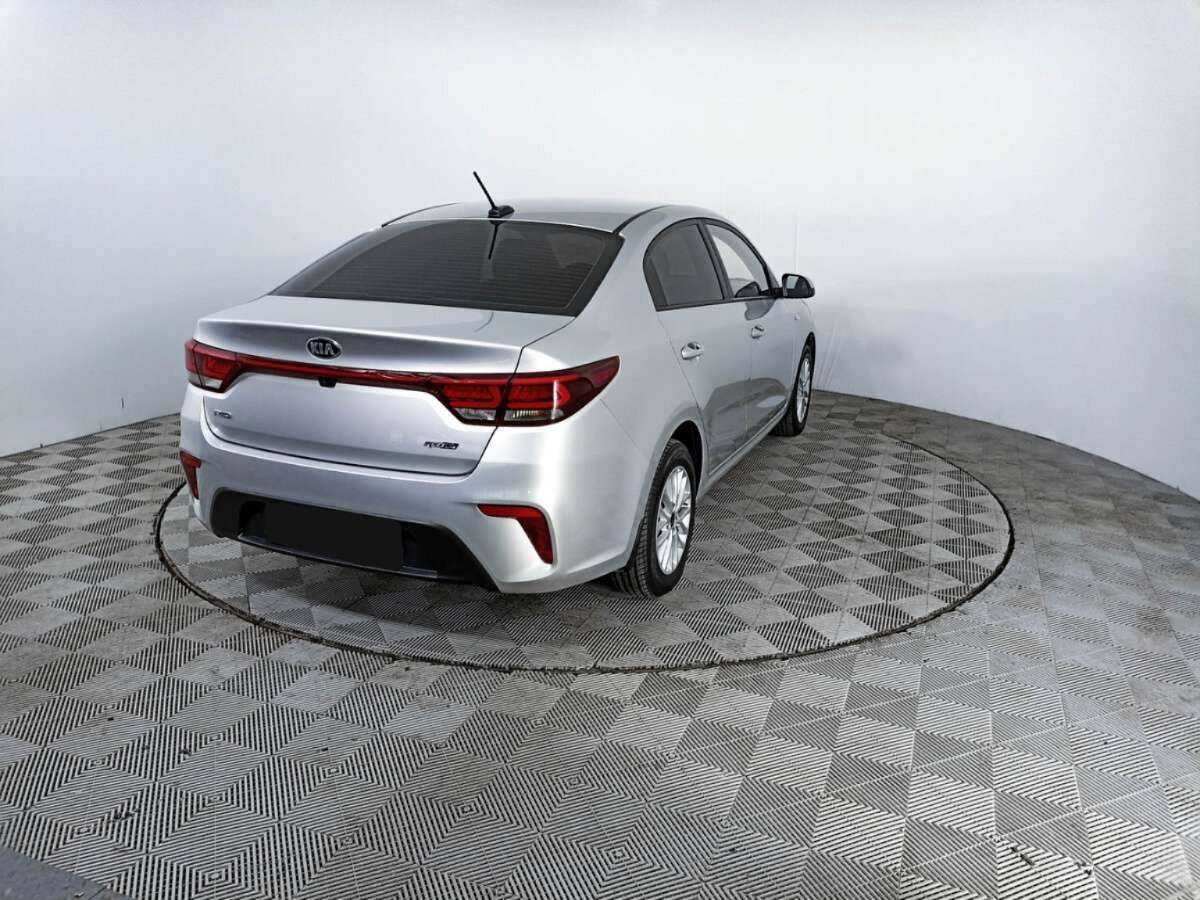 Купить Kia Rio с пробегом. Фото: #4