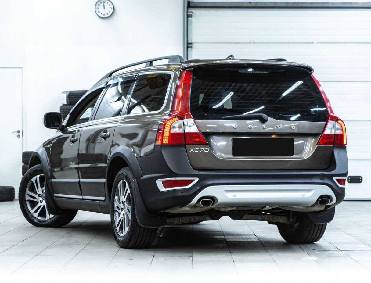 Купить Volvo XC70 с пробегом. Фото: #3