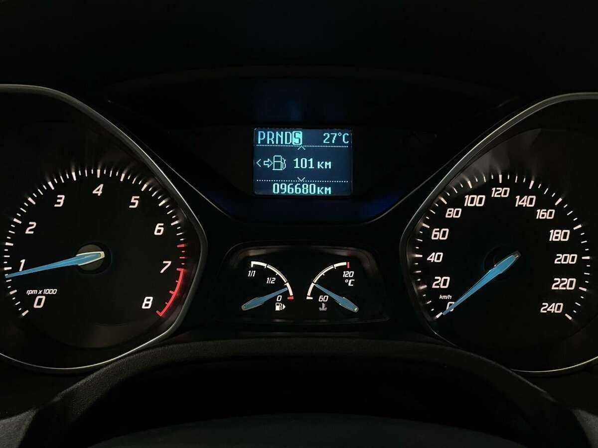 Купить Ford Focus с пробегом. Фото: #9