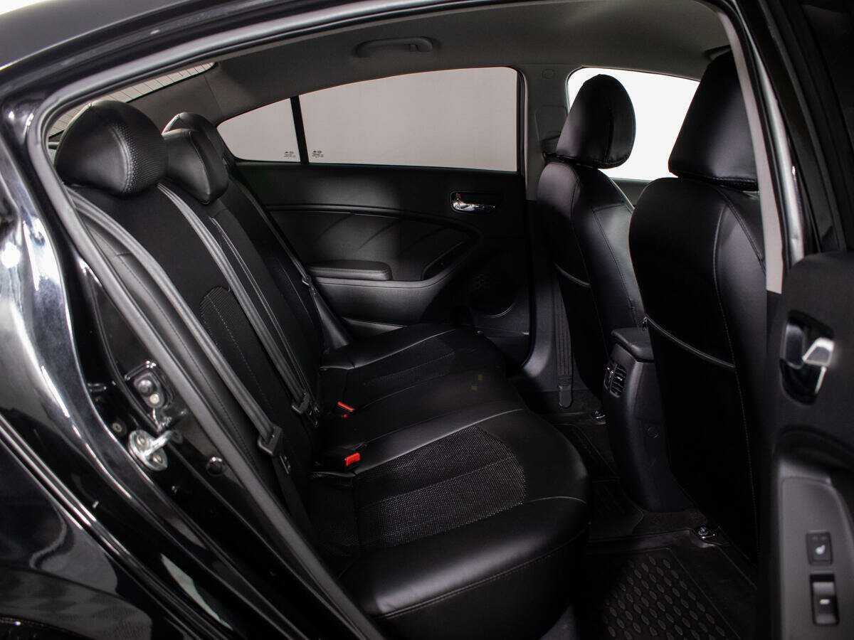 Купить Kia Cerato с пробегом. Фото: #9