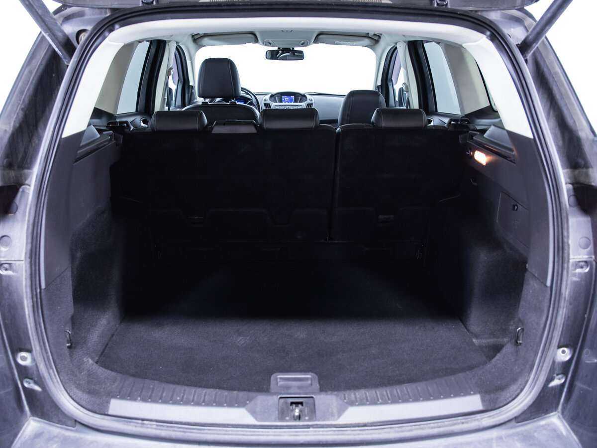 Купить Ford Kuga с пробегом. Фото: #9