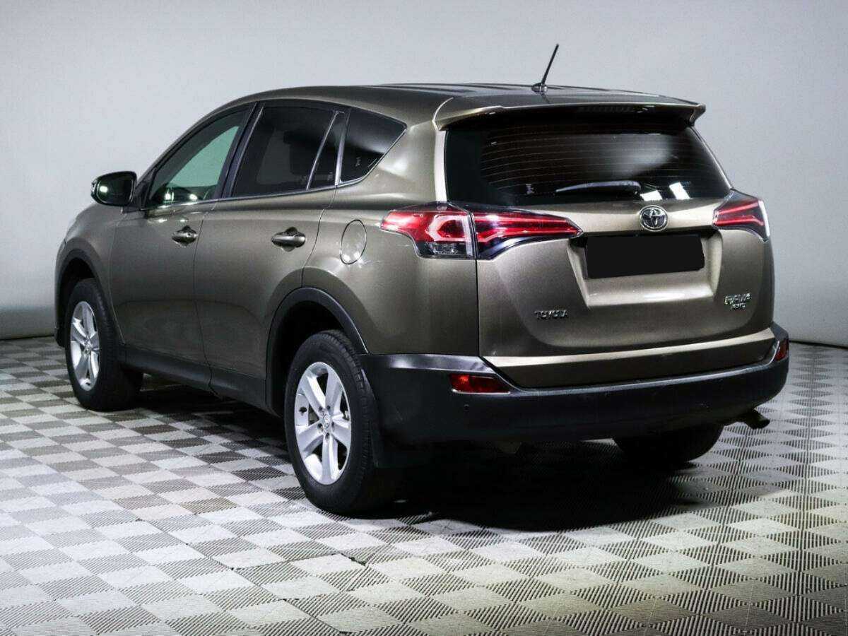 Купить Toyota RAV4 с пробегом. Фото: #5