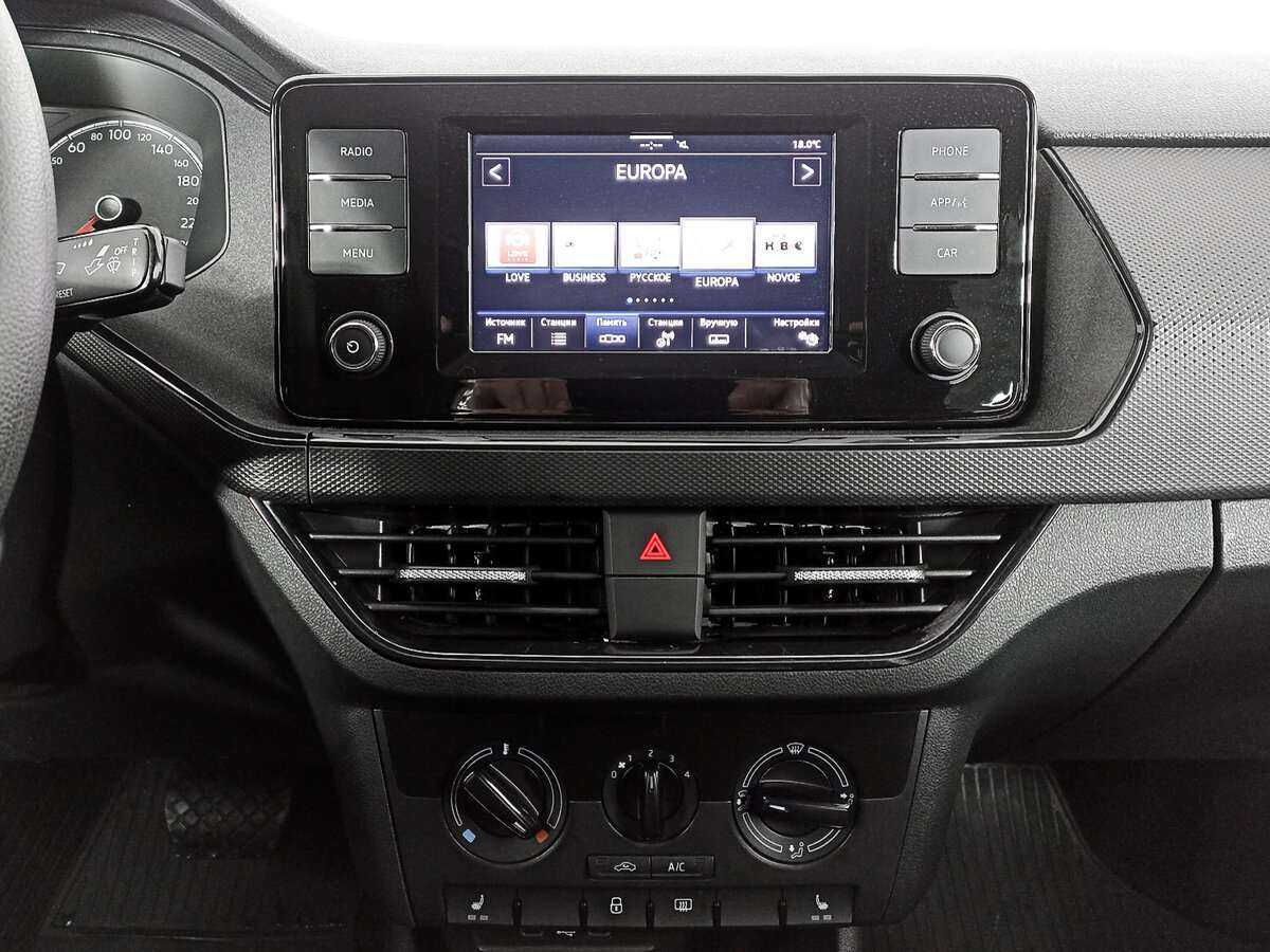 Купить Volkswagen Polo с пробегом. Фото: #12