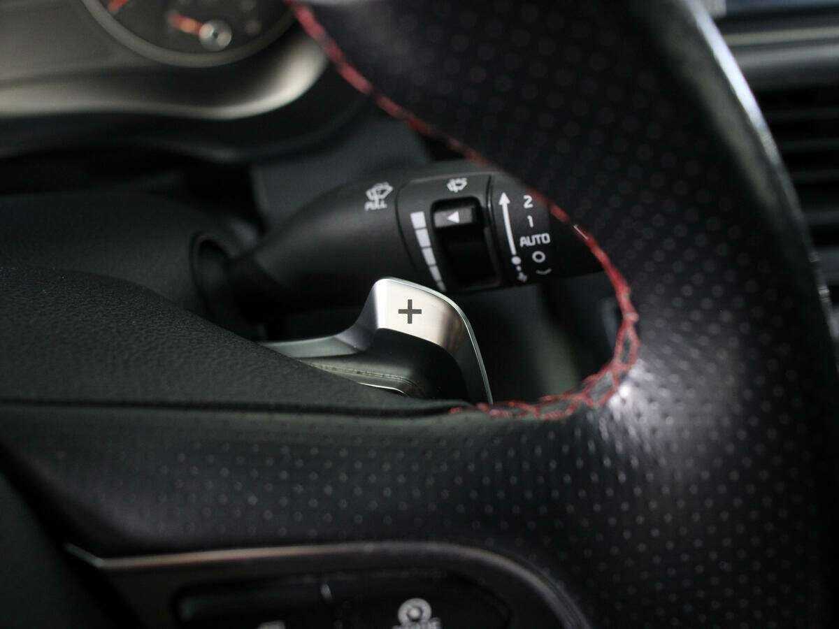 Купить Kia Optima с пробегом. Фото: #23