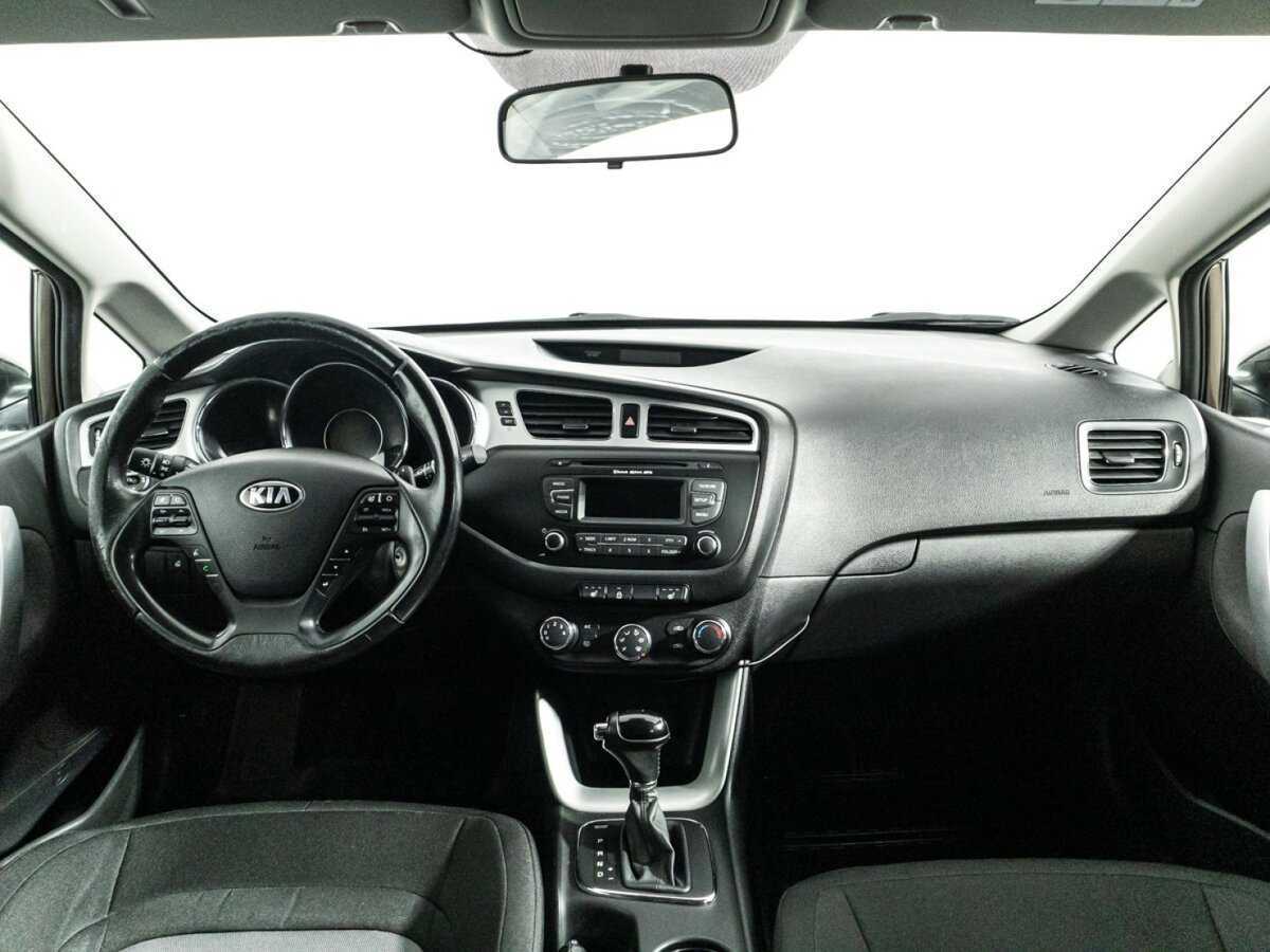 Купить Kia Ceed с пробегом. Фото: #12
