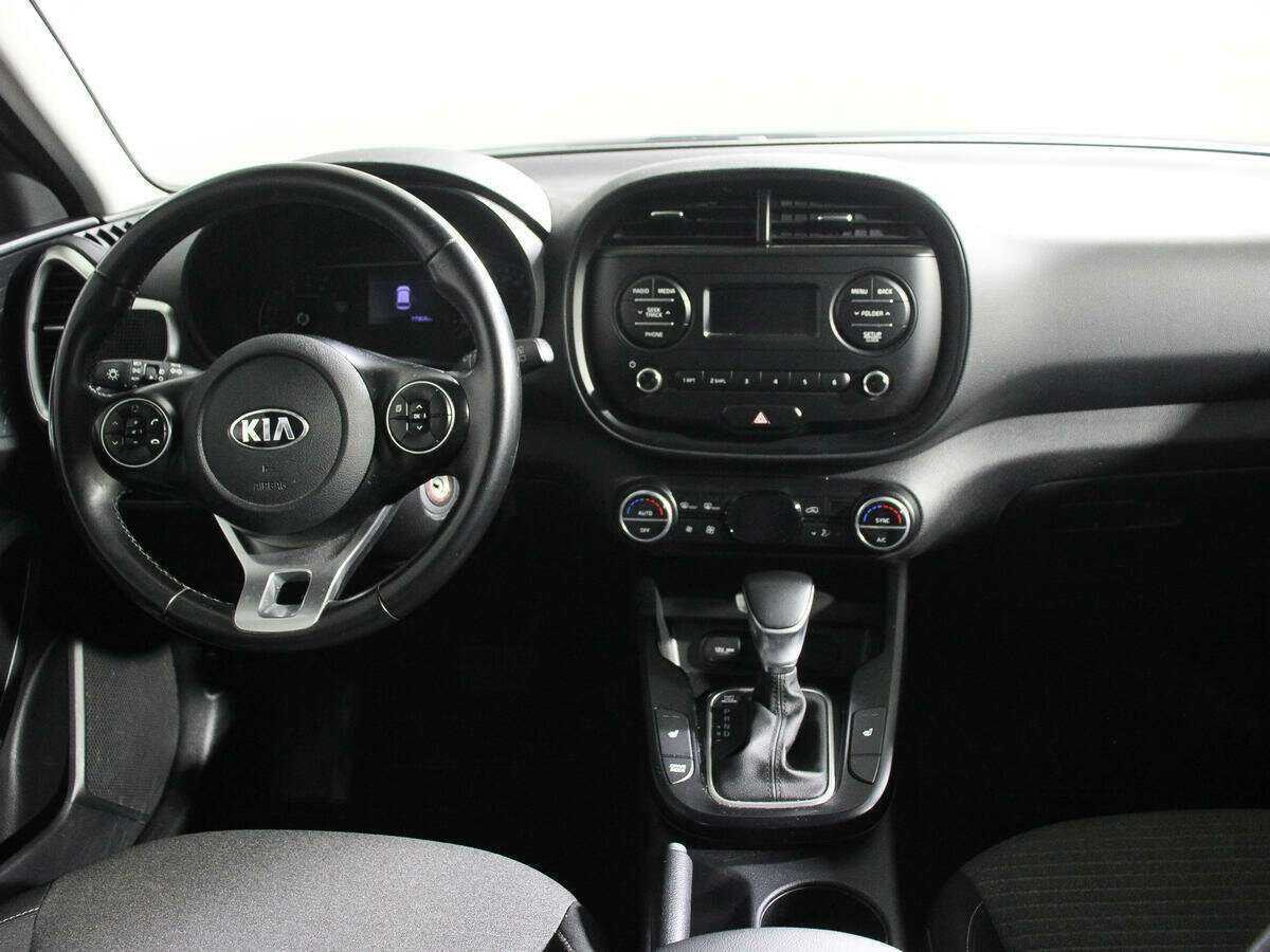 Купить Kia Soul с пробегом. Фото: #11