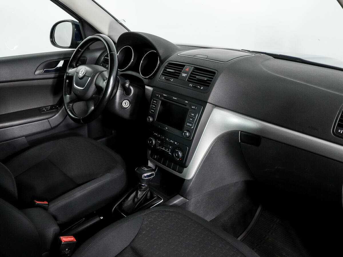 Купить Skoda Yeti с пробегом. Фото: #10