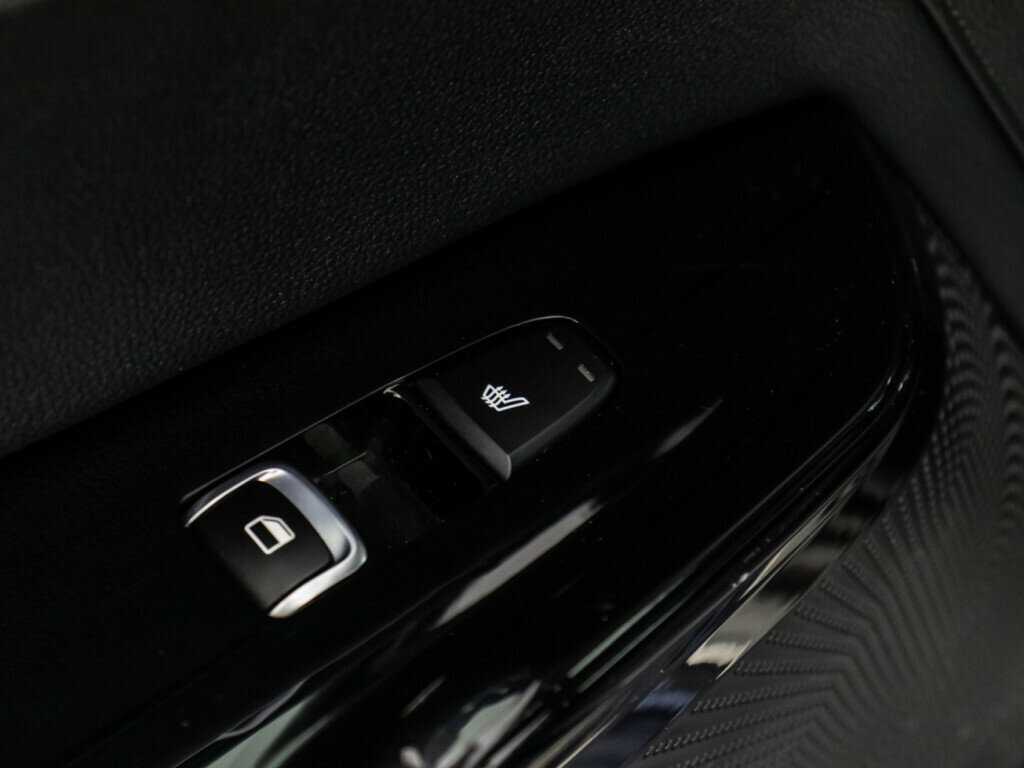 Купить Kia K5 с пробегом. Фото: #28