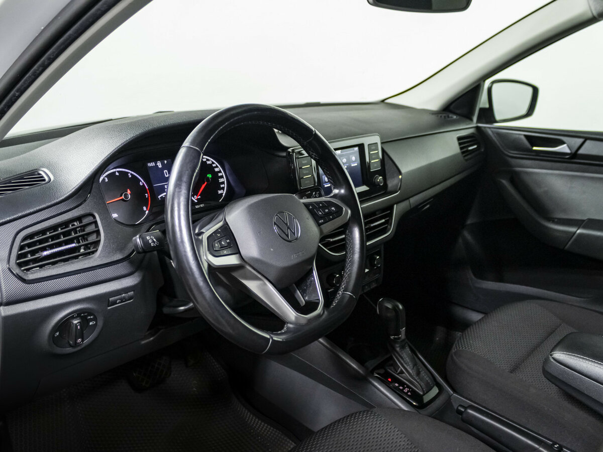Купить Volkswagen Polo с пробегом. Фото: #7
