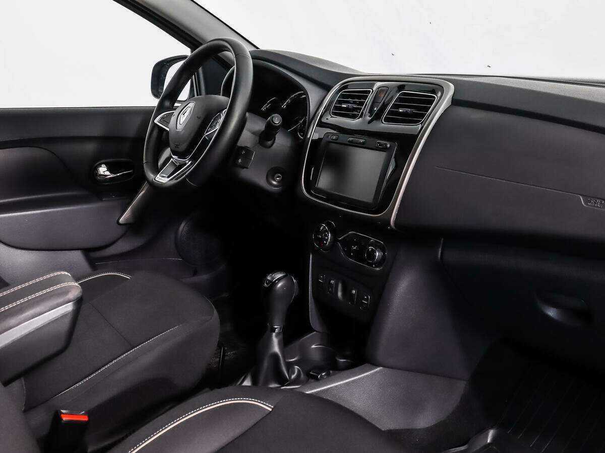 Купить Renault Sandero с пробегом. Фото: #10