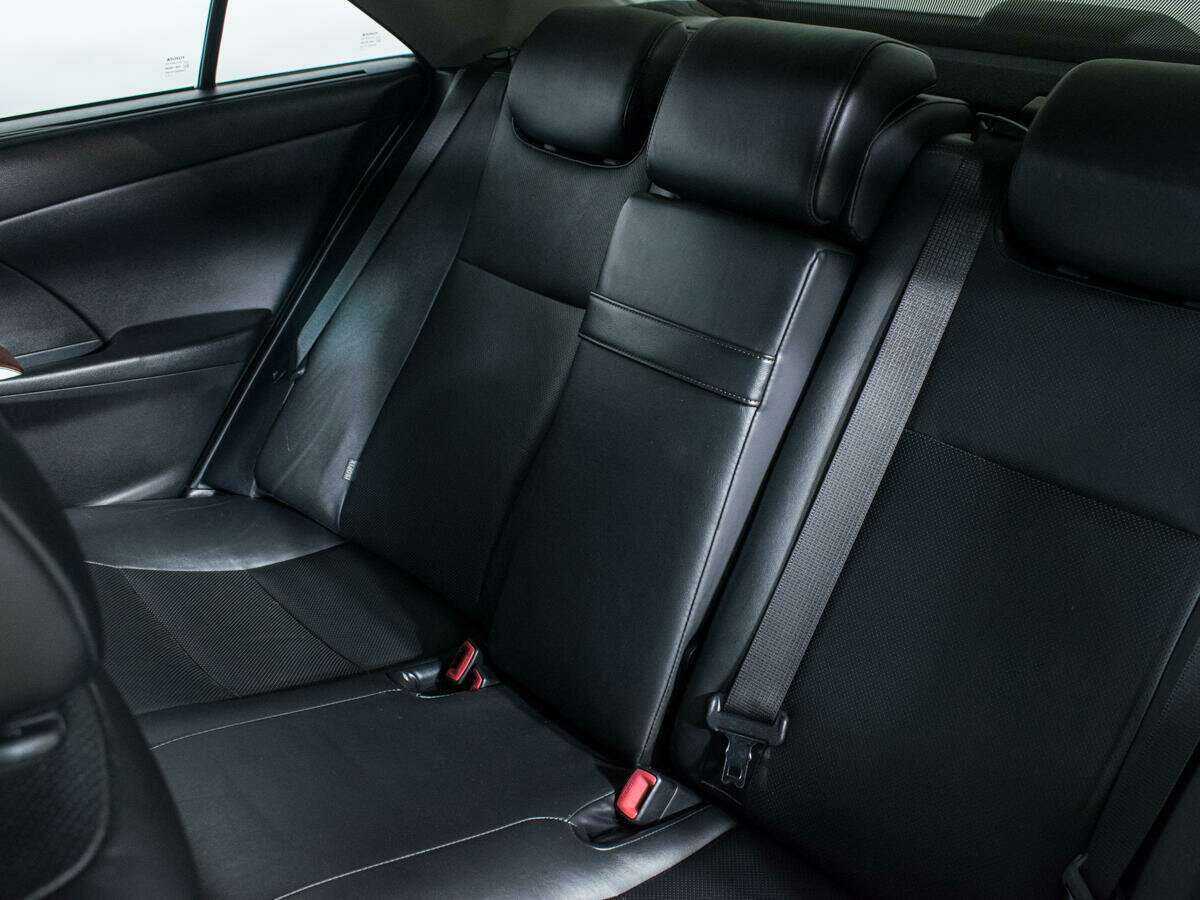 Купить Toyota Camry с пробегом. Фото: #12