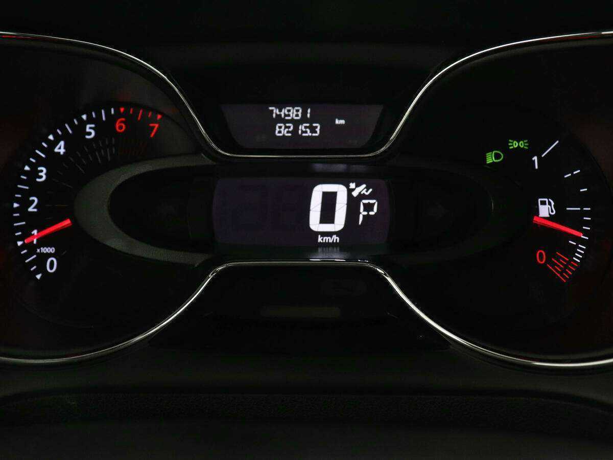 Купить Renault Kaptur с пробегом. Фото: #10