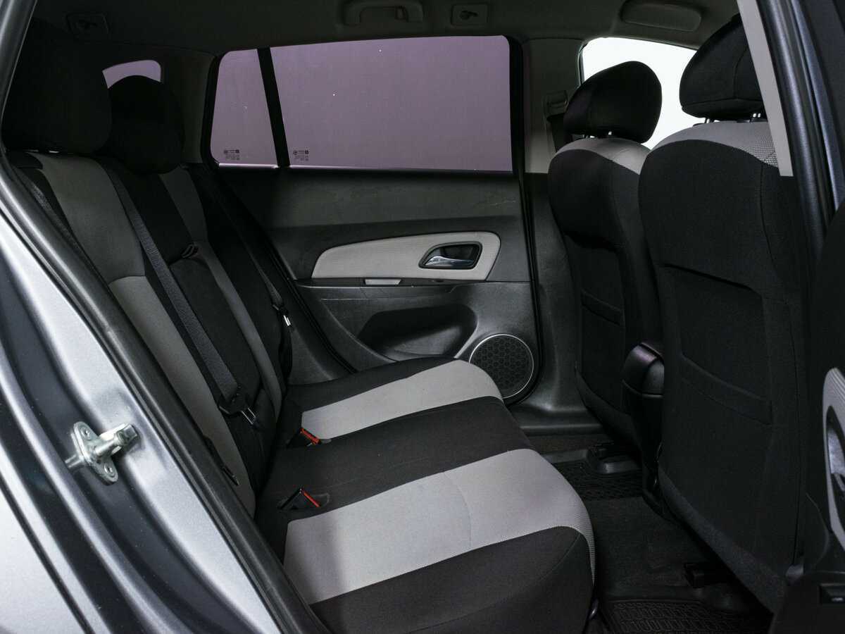 Купить Chevrolet Cruze с пробегом. Фото: #8