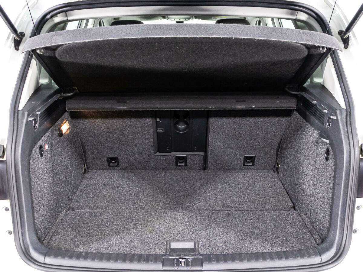 Купить Volkswagen Tiguan с пробегом. Фото: #14