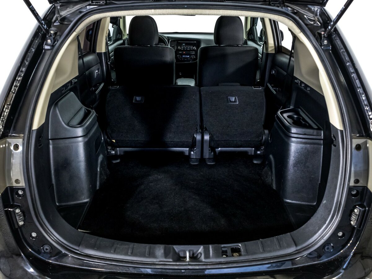 Купить Mitsubishi Outlander с пробегом. Фото: #13