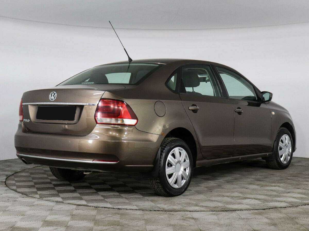 Купить Volkswagen Polo с пробегом. Фото: #4