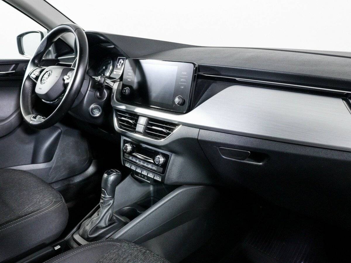 Купить Skoda Rapid с пробегом. Фото: #8